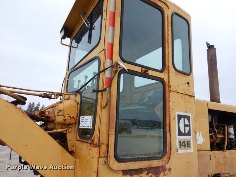 image for item DR4520 1969 Caterpillar 14E  rigid frame motor grader