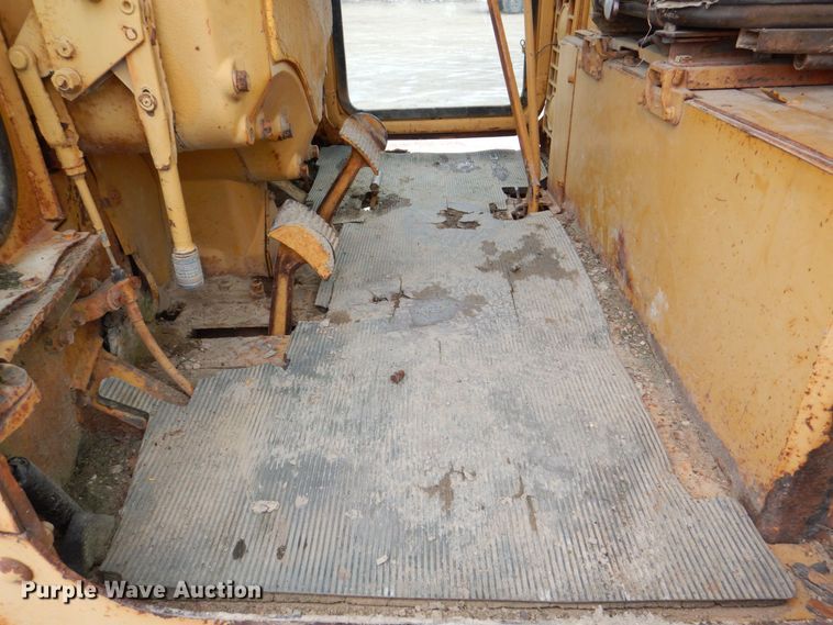 image for item DR4520 1969 Caterpillar 14E  rigid frame motor grader