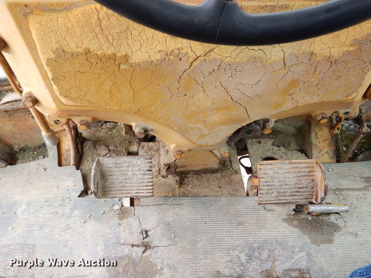 image for item DR4520 1969 Caterpillar 14E  rigid frame motor grader