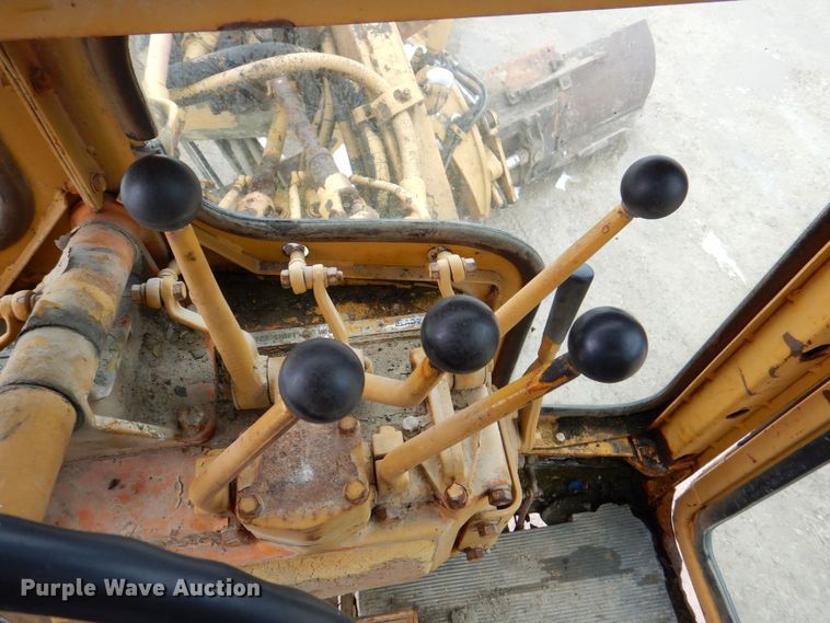 image for item DR4520 1969 Caterpillar 14E  rigid frame motor grader