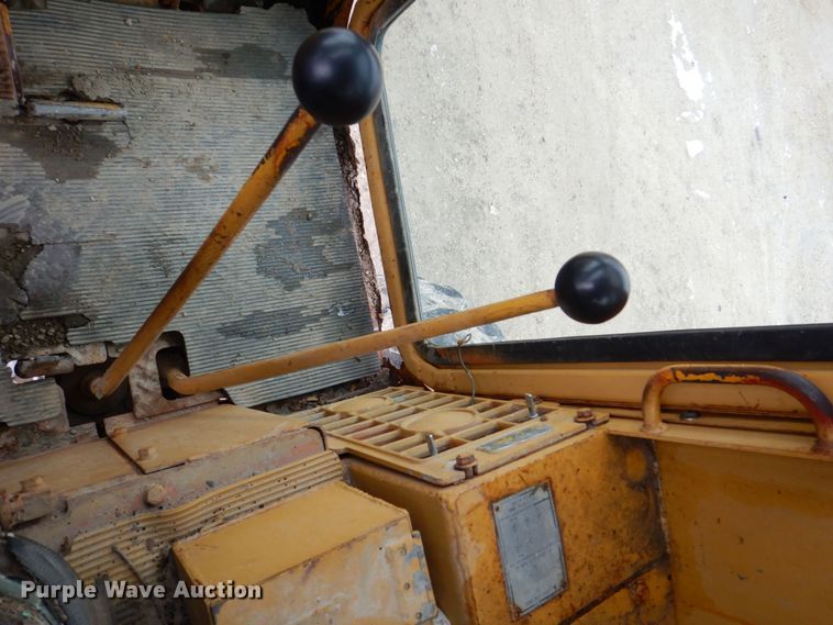 image for item DR4520 1969 Caterpillar 14E  rigid frame motor grader