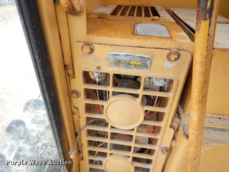 image for item DR4520 1969 Caterpillar 14E  rigid frame motor grader