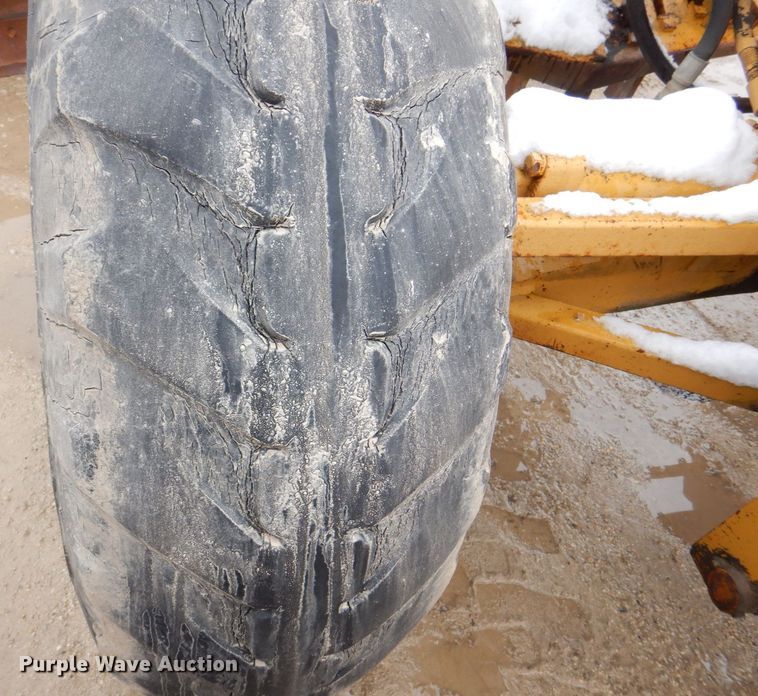 image for item DR4520 1969 Caterpillar 14E  rigid frame motor grader