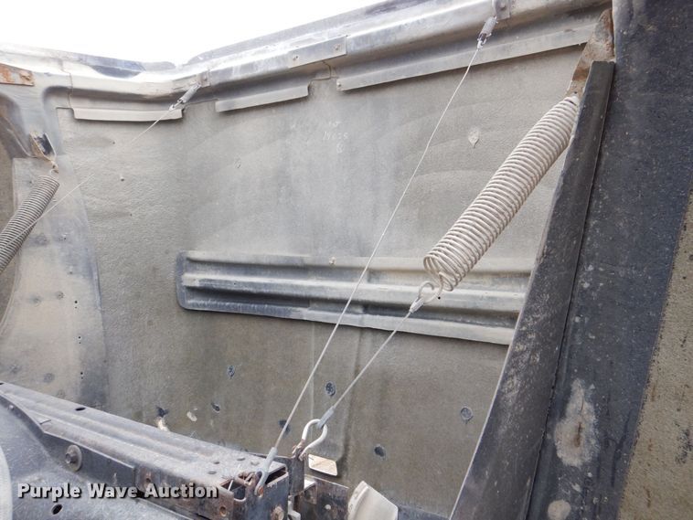 image for item DR4523 1996 International 9400  semi truck