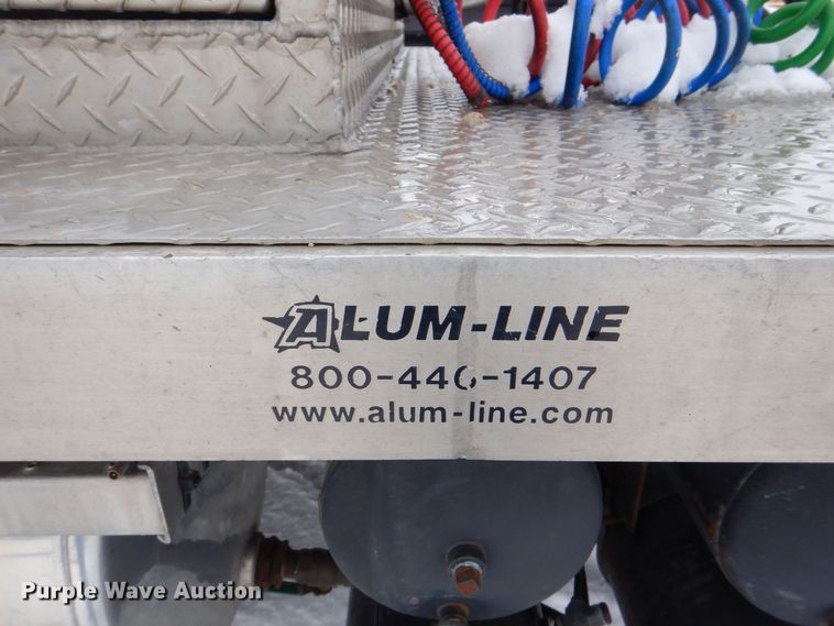 image for item DR4527 2010 Western Star 4900  semi truck