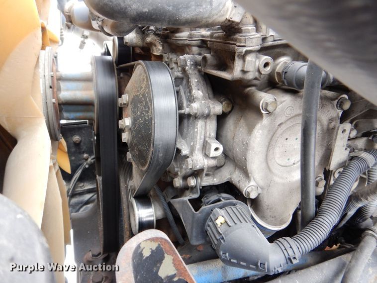 image for item DR4527 2010 Western Star 4900  semi truck