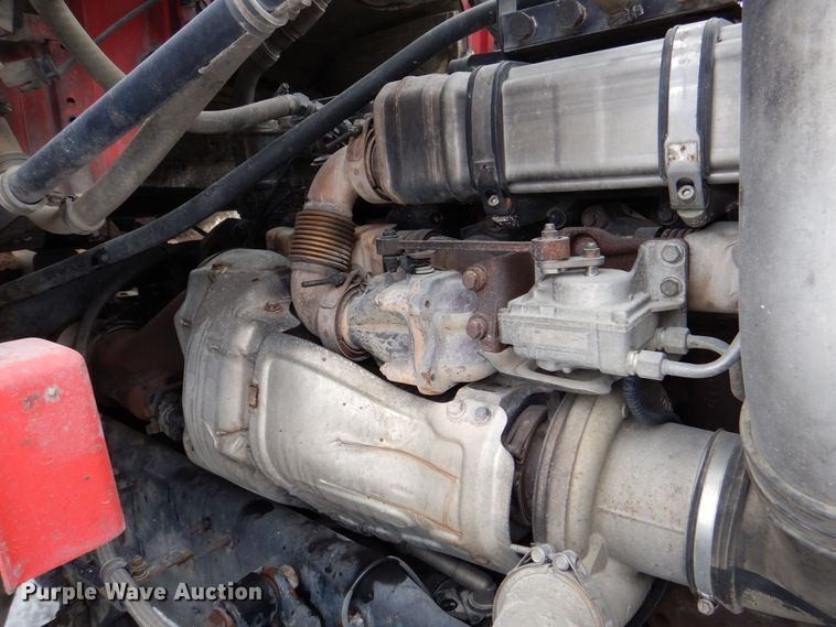 image for item DR4527 2010 Western Star 4900  semi truck