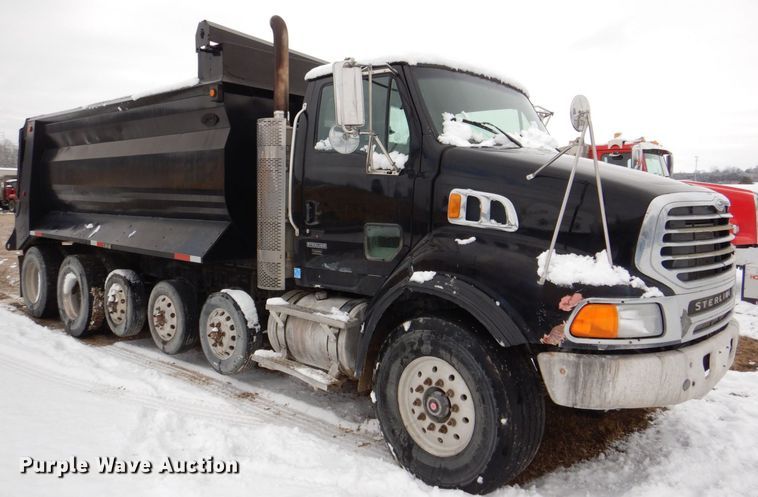image for item DR4528 2009 Sterling L9500  dump truck