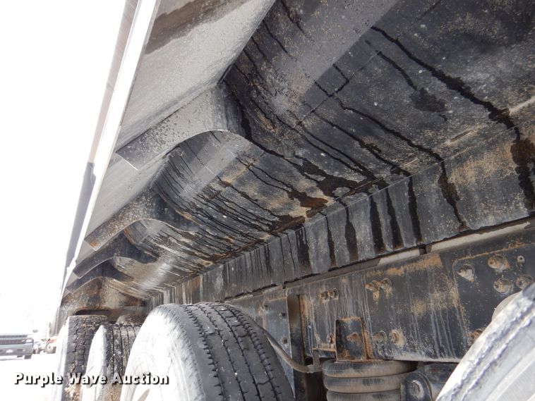 image for item DR4528 2009 Sterling L9500  dump truck