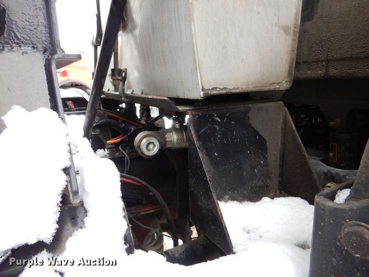 image for item DR4528 2009 Sterling L9500  dump truck