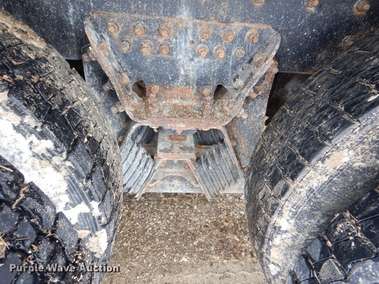 image for item DR4528 2009 Sterling L9500  dump truck