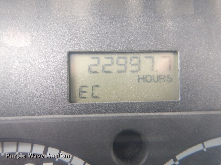 image for item DR4528 2009 Sterling L9500  dump truck