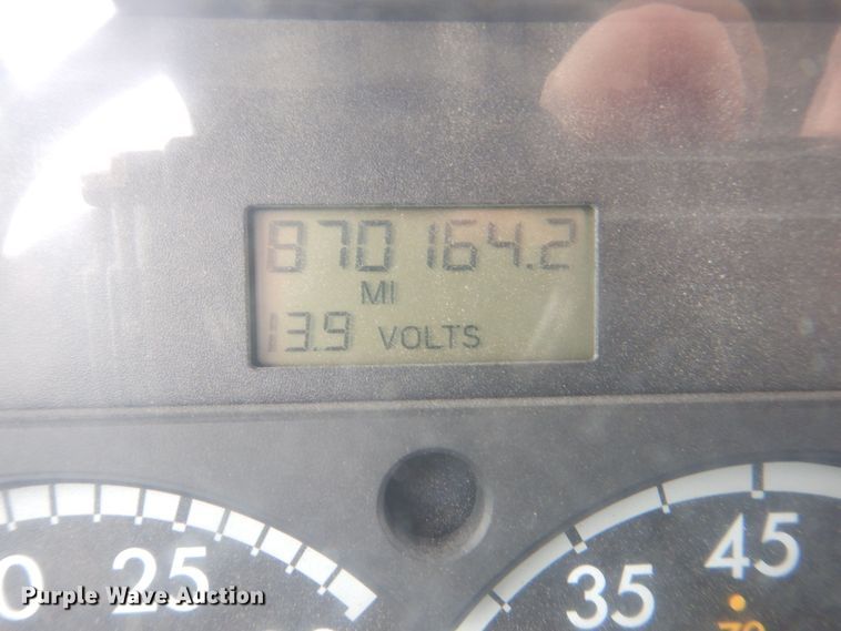 image for item DR4528 2009 Sterling L9500  dump truck