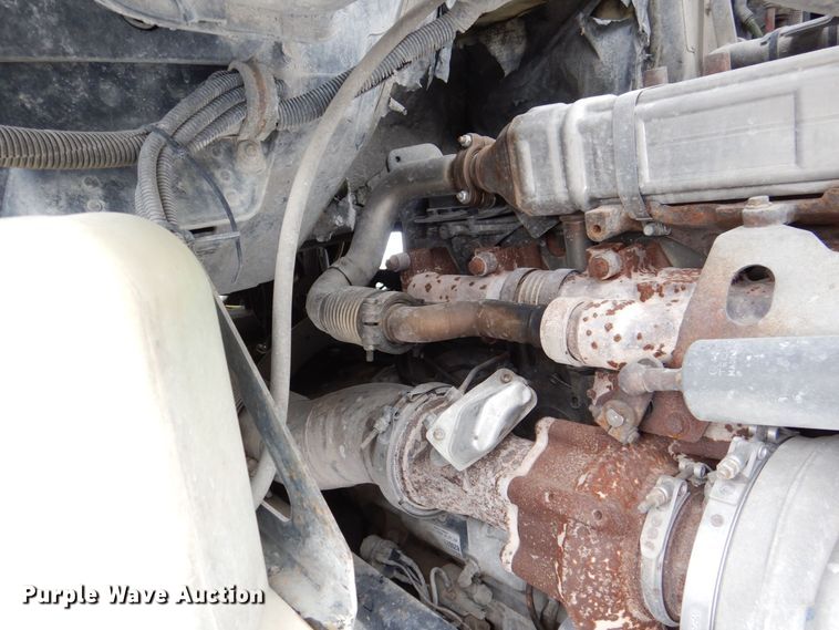 image for item DR4528 2009 Sterling L9500  dump truck