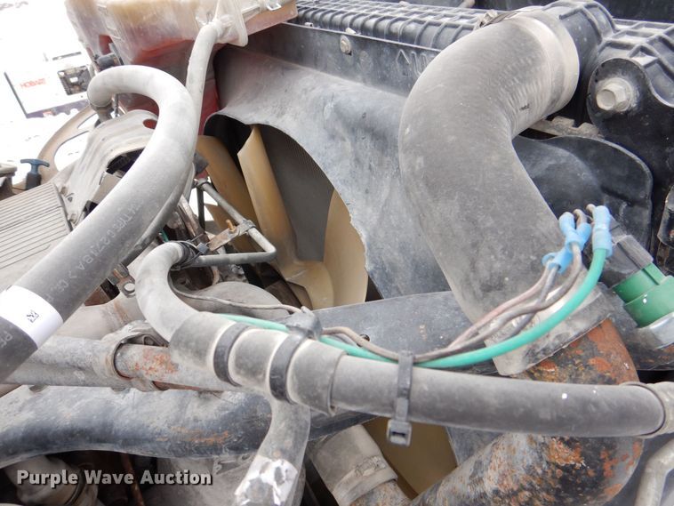 image for item DR4528 2009 Sterling L9500  dump truck