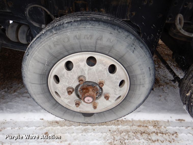 image for item DR4528 2009 Sterling L9500  dump truck