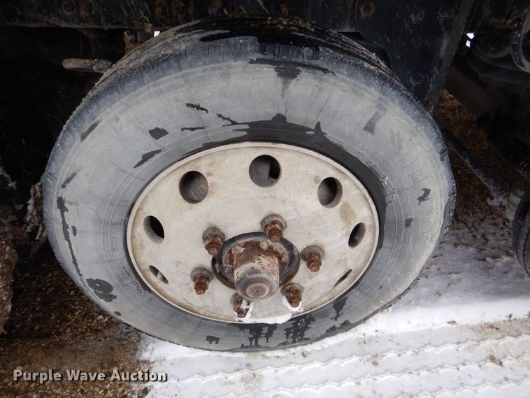 image for item DR4528 2009 Sterling L9500  dump truck