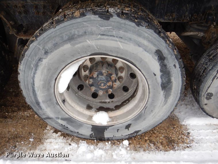 image for item DR4528 2009 Sterling L9500  dump truck