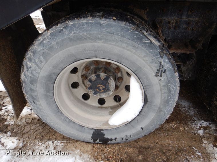 image for item DR4528 2009 Sterling L9500  dump truck