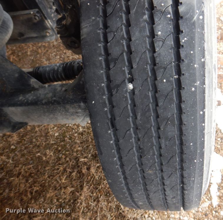 image for item DR4528 2009 Sterling L9500  dump truck