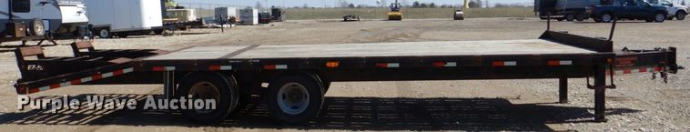 image for item DR4534 2007 T & B  equipment trailer