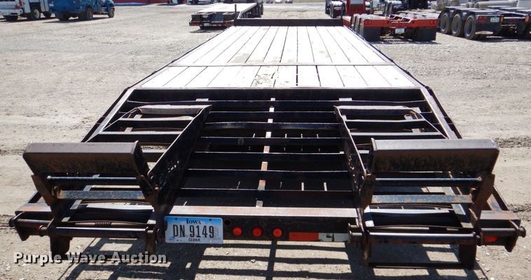 image for item DR4534 2007 T & B  equipment trailer