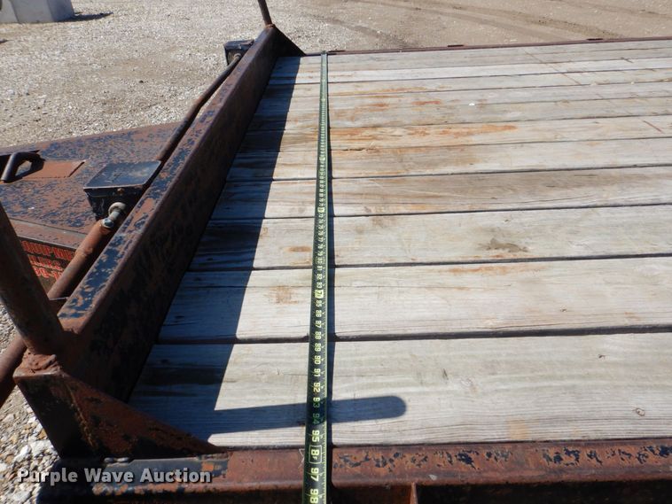 image for item DR4534 2007 T & B  equipment trailer