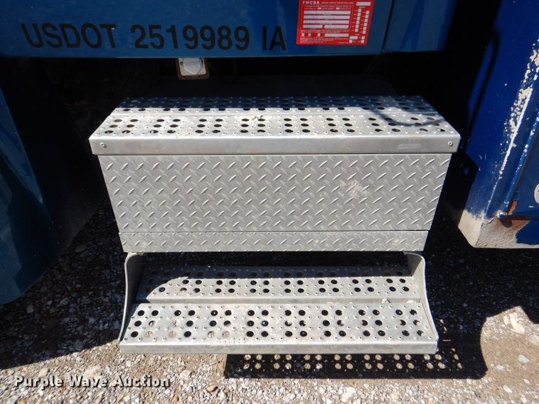 image for item DR4536 2006 Sterling Acterra  utility / service truck