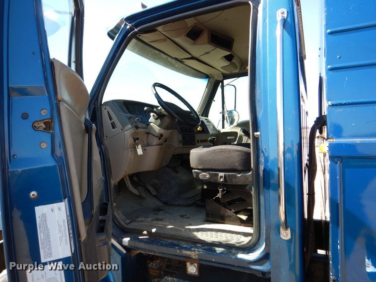 image for item DR4536 2006 Sterling Acterra  utility / service truck