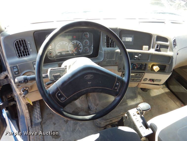 image for item DR4536 2006 Sterling Acterra  utility / service truck