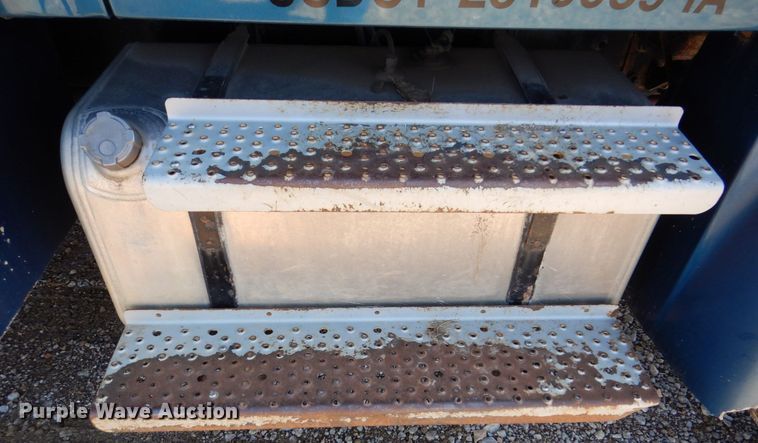 image for item DR4536 2006 Sterling Acterra  utility / service truck