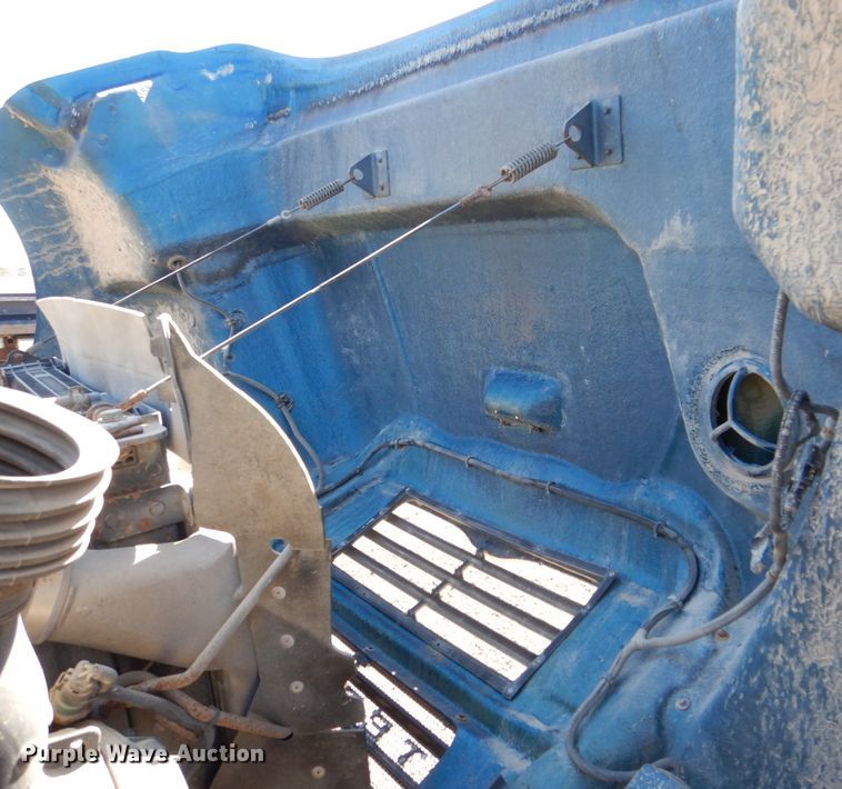 image for item DR4536 2006 Sterling Acterra  utility / service truck