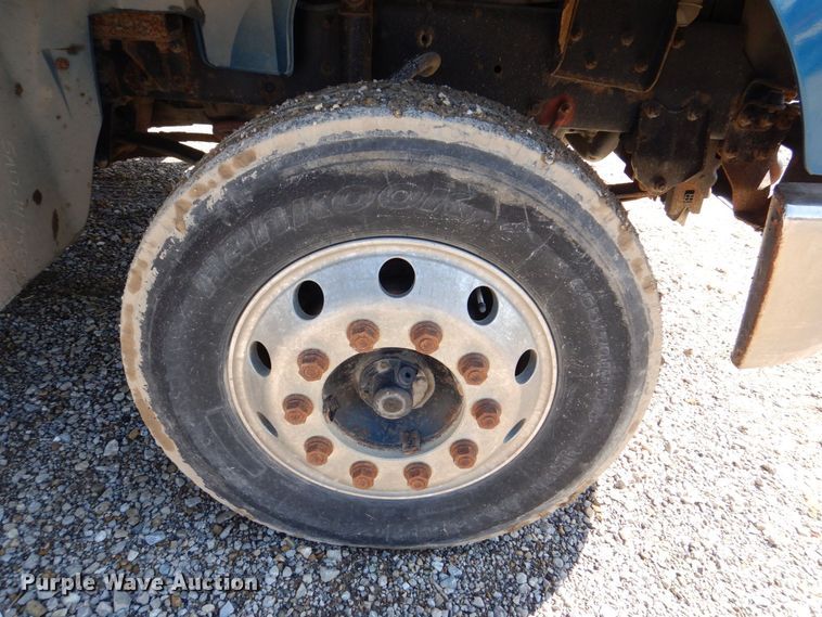 image for item DR4536 2006 Sterling Acterra  utility / service truck