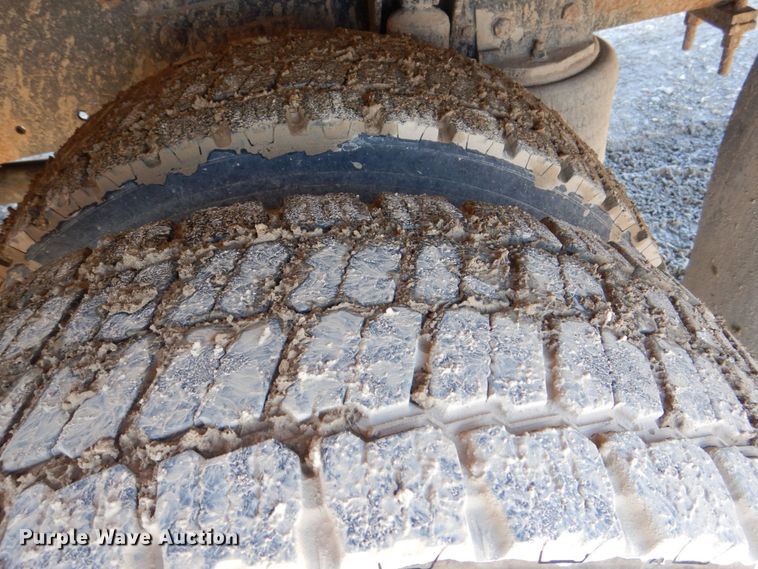 image for item DR4536 2006 Sterling Acterra  utility / service truck