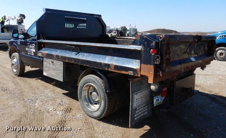 image for item DR4537 1999 Ford F450 Super Duty  dump truck