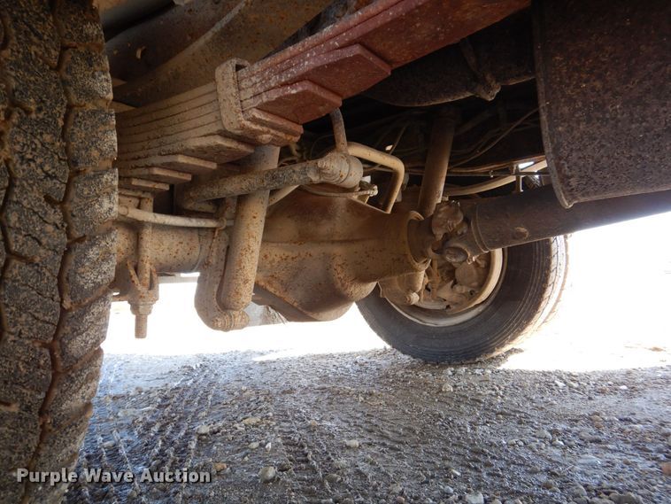 image for item DR4537 1999 Ford F450 Super Duty  dump truck