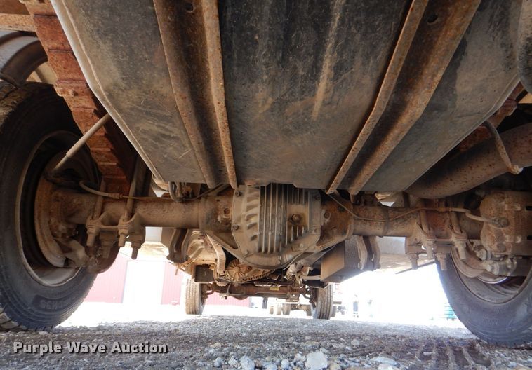 image for item DR4537 1999 Ford F450 Super Duty  dump truck