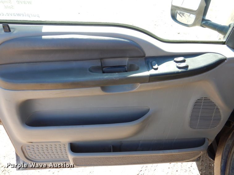 image for item DR4537 1999 Ford F450 Super Duty  dump truck