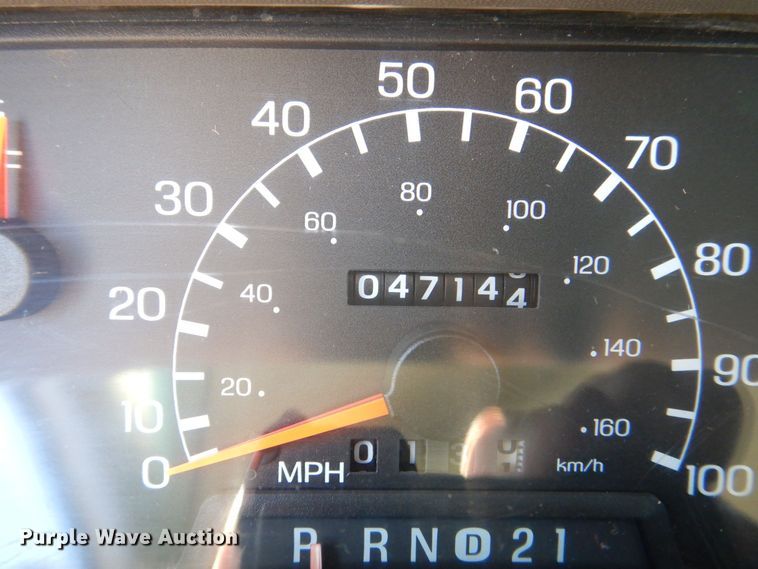 image for item DR4537 1999 Ford F450 Super Duty  dump truck