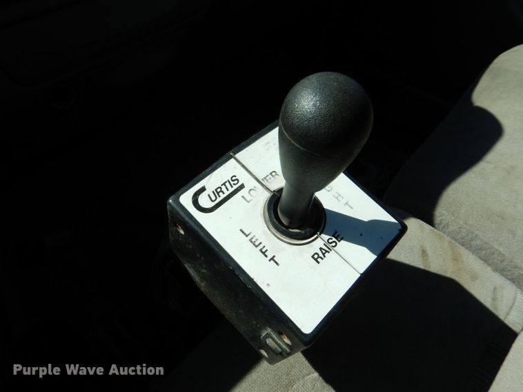 image for item DR4537 1999 Ford F450 Super Duty  dump truck