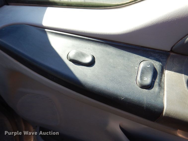 image for item DR4537 1999 Ford F450 Super Duty  dump truck