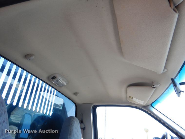 image for item DR4537 1999 Ford F450 Super Duty  dump truck