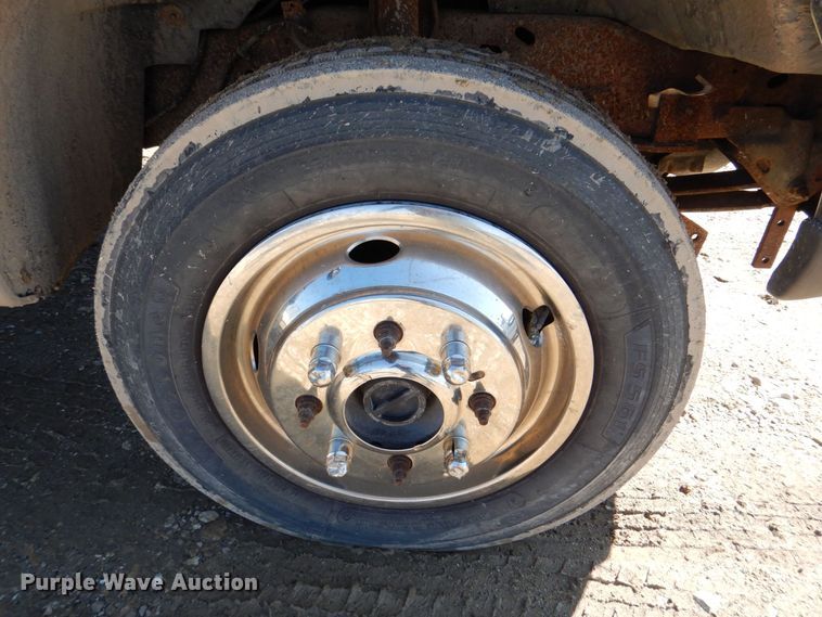 image for item DR4537 1999 Ford F450 Super Duty  dump truck