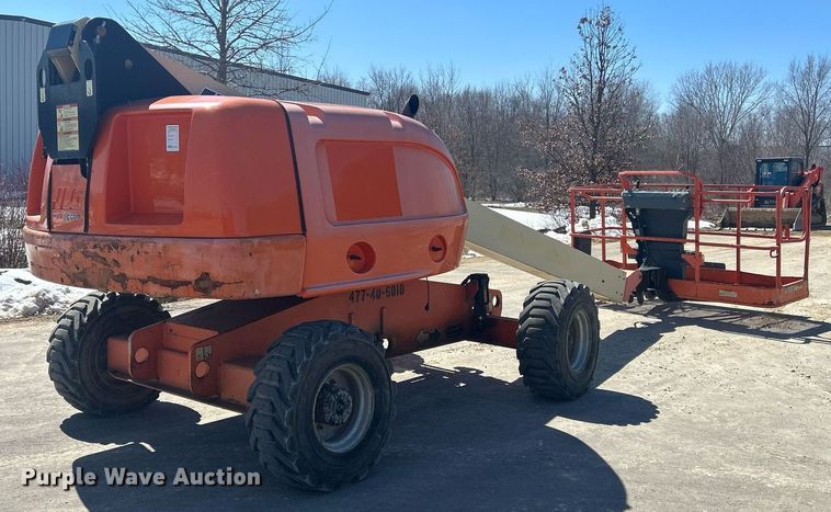 image for item DR4538 2005 JLG 400S  boom lift