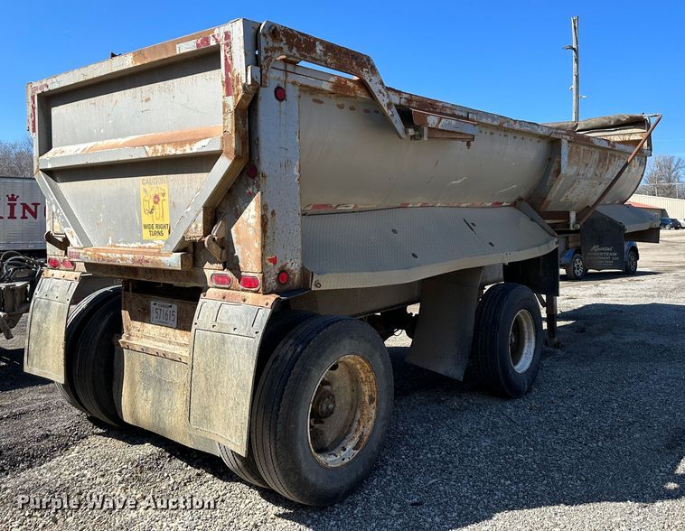 image for item DR5003 2003 Clement  end dump trailer