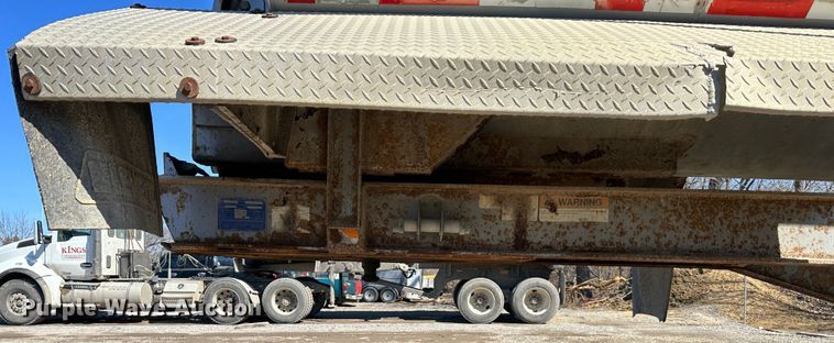 image for item DR5003 2003 Clement  end dump trailer