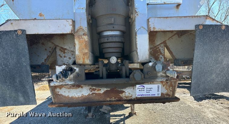 image for item DR5003 2003 Clement  end dump trailer