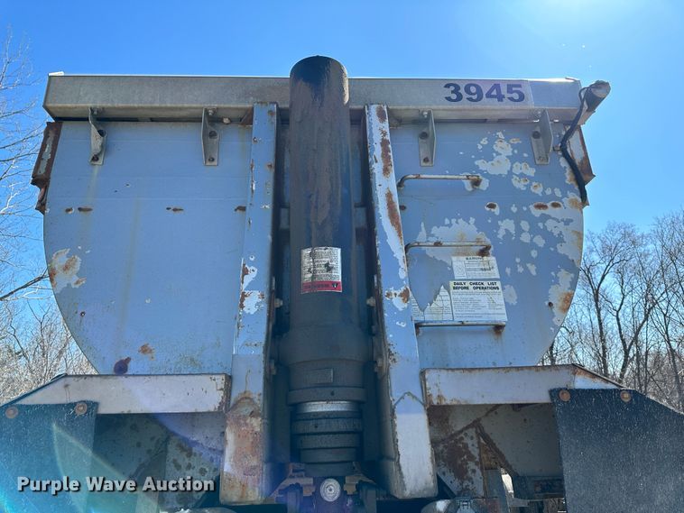 image for item DR5003 2003 Clement  end dump trailer