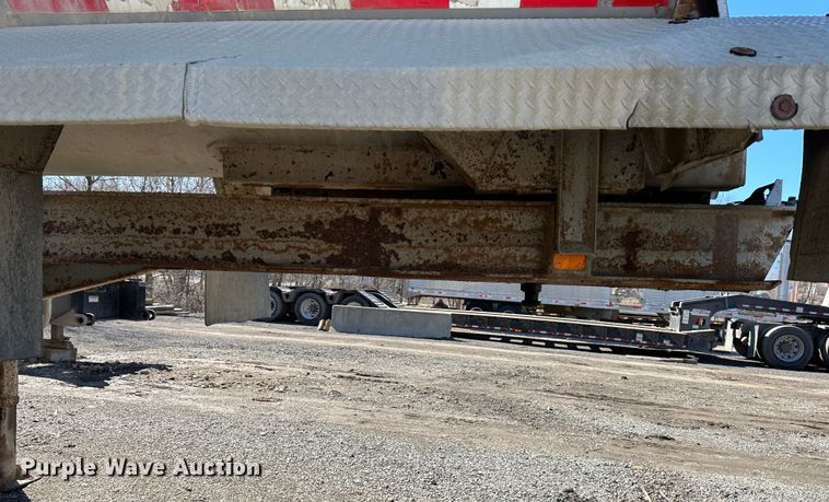 image for item DR5003 2003 Clement  end dump trailer