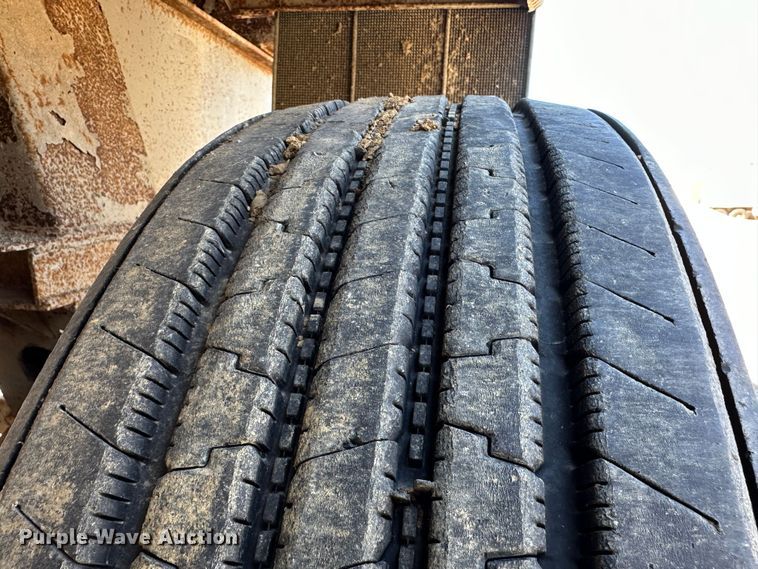 image for item DR5003 2003 Clement  end dump trailer